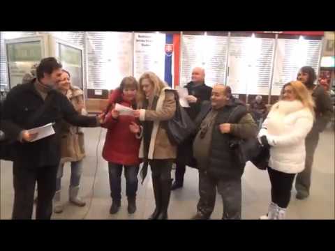 Iskriaci dav na autobusovej stanici v Bratislave (Blážová a kolektív)