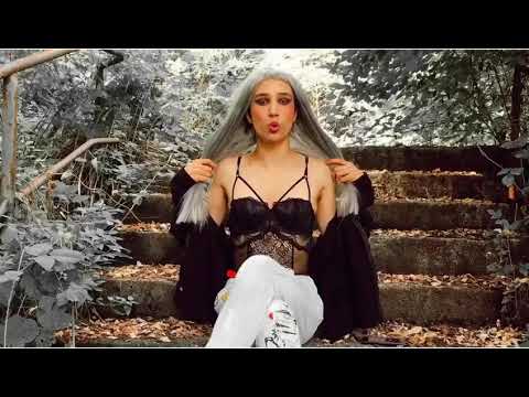 Lí š Ka ft.Daniella stylist - Lacná (Official Music Video )